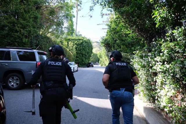 LAPD offices at work during arrest of D4vd